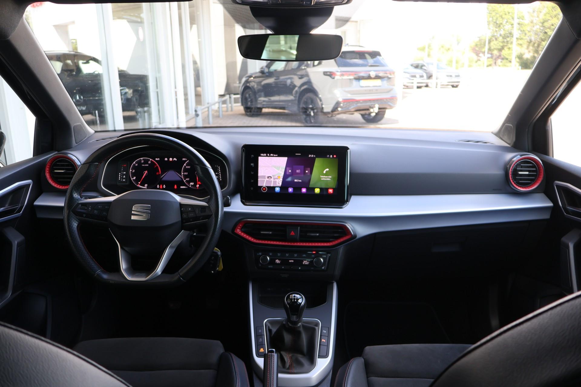 SEAT Arona 1.0 TSI 95pk FR Business Intense - Afbeelding 5