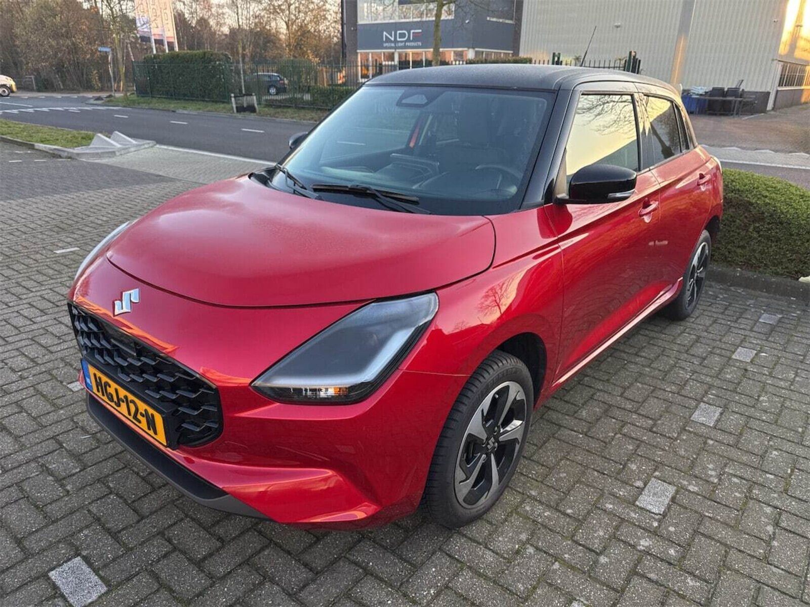 Suzuki Swift 1.2 AllGrip Style Smart Hybrid 82pk