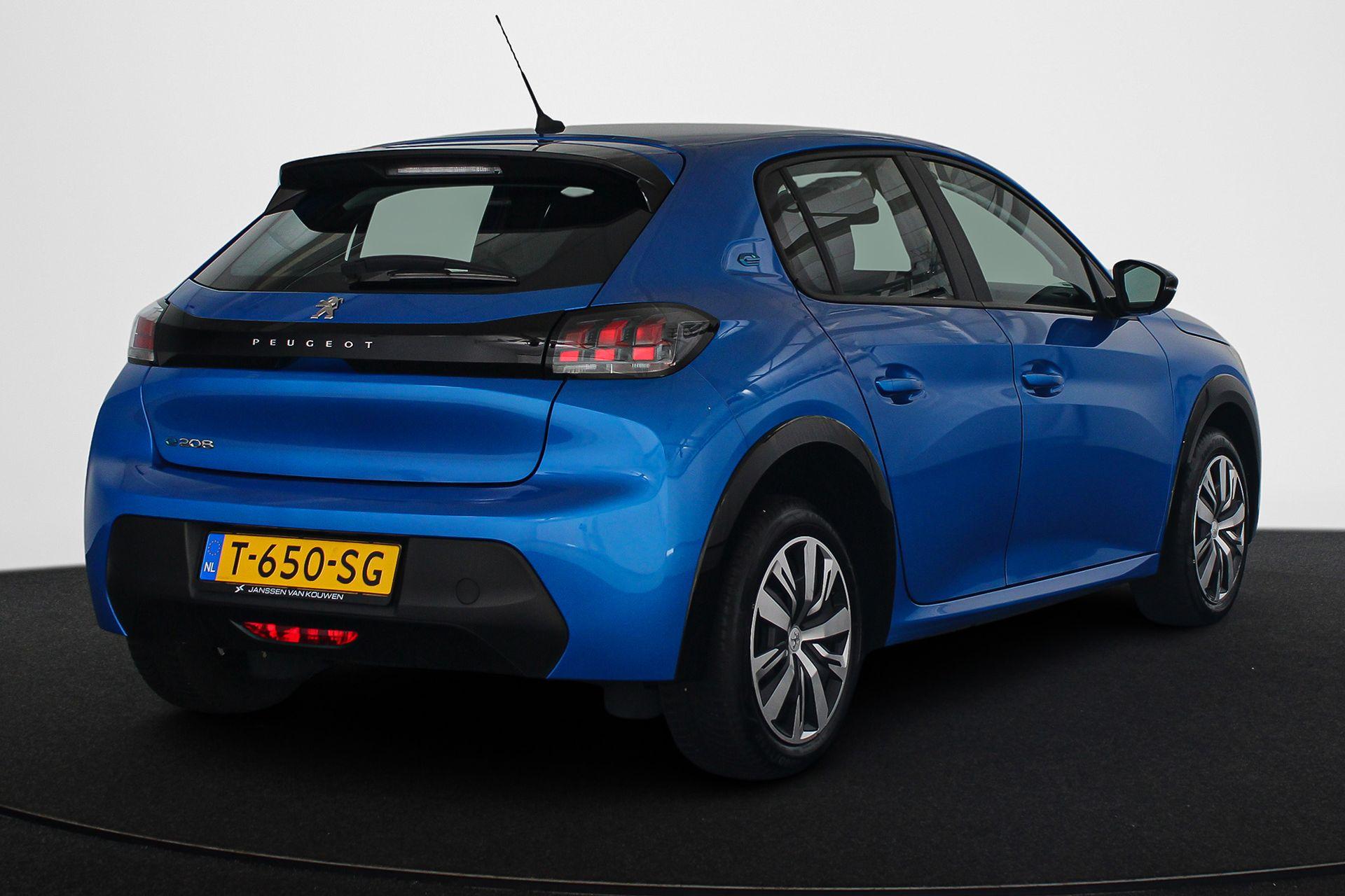 Peugeot e-208