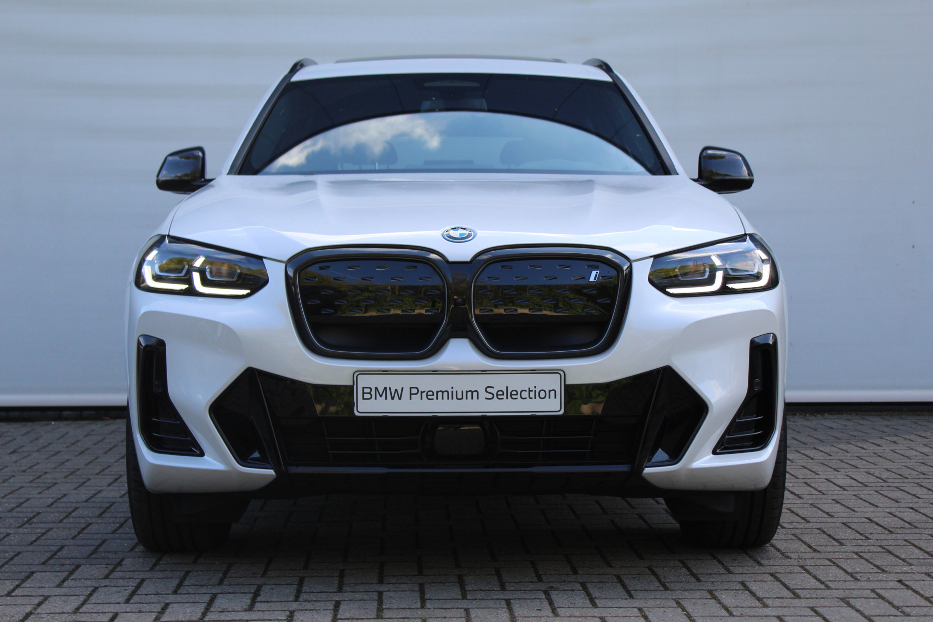 BMW iX3 High Executive
