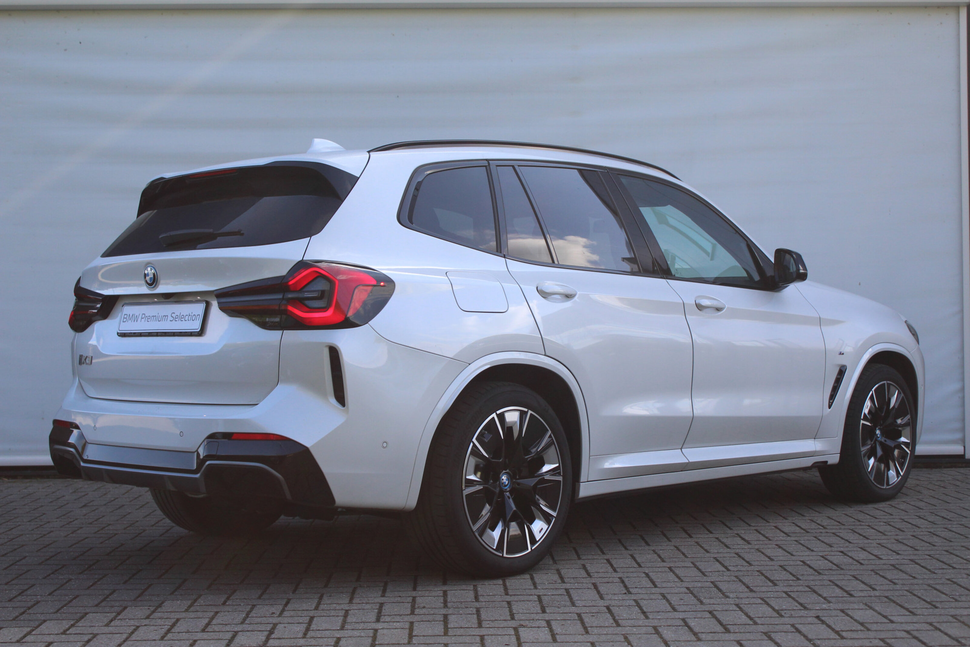 BMW iX3 High Executive
