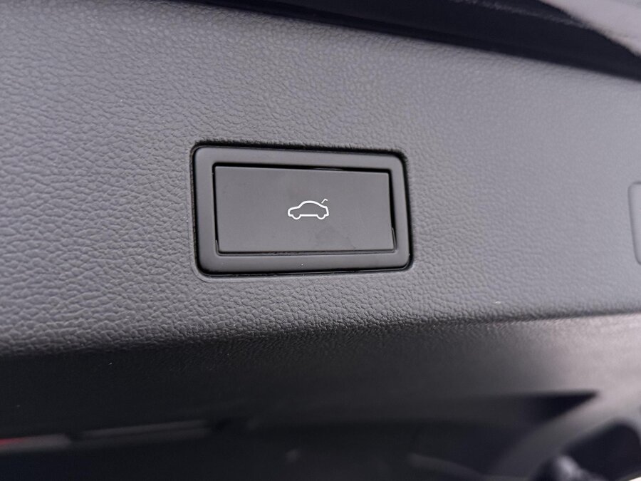 Volkswagen Golf Variant 1.5 eTSI Life Edition