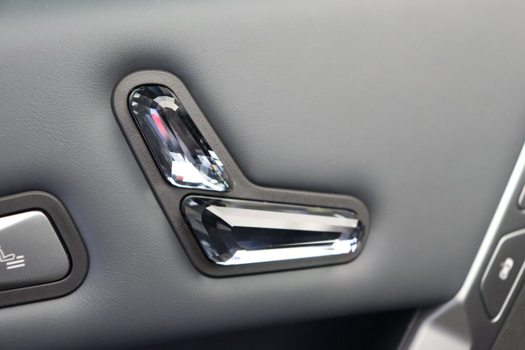 BMW iX 9
