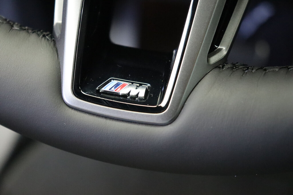 BMW iX 14