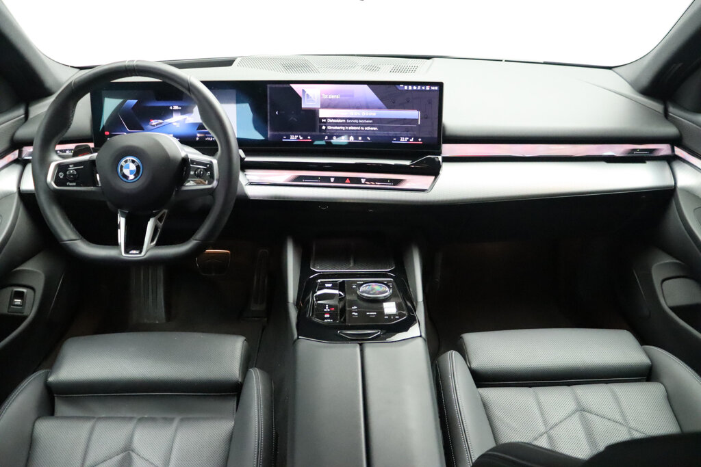 BMW i5 7