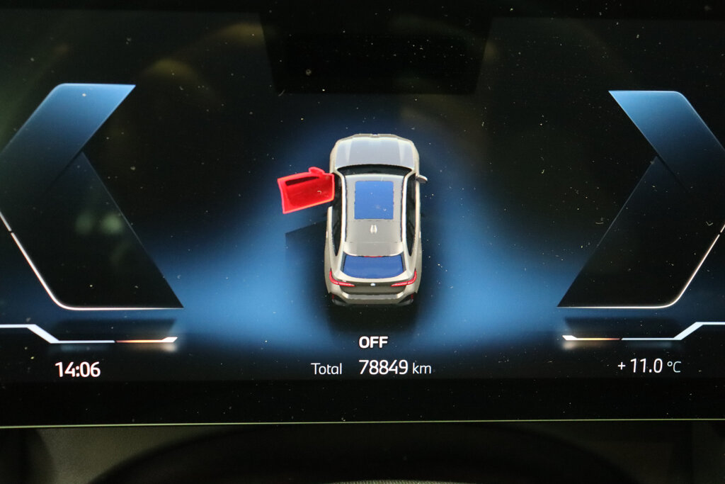 BMW i5 14