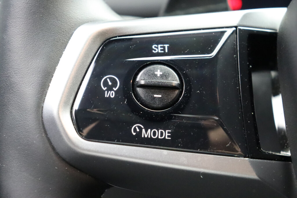 BMW i5 18