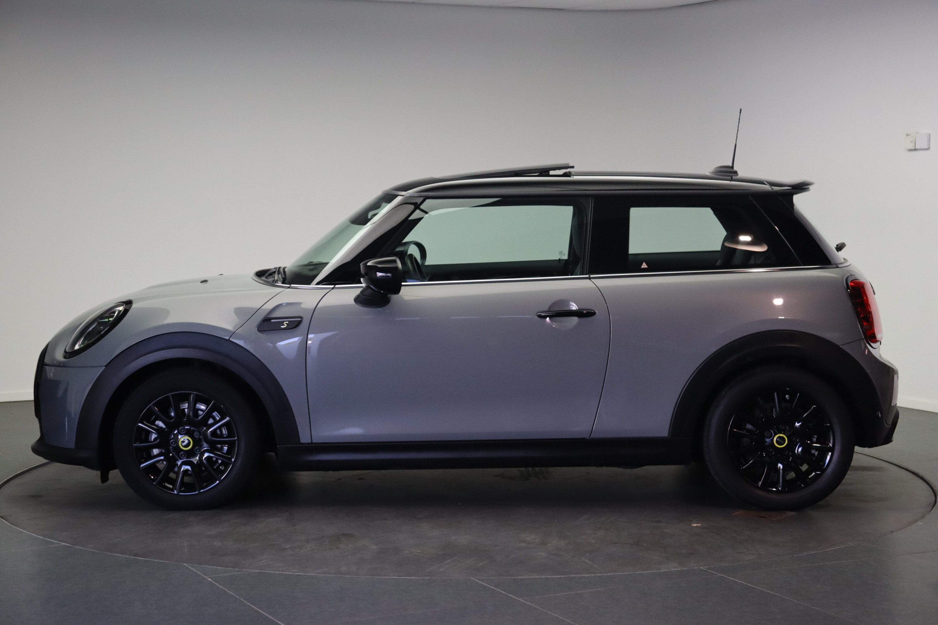 MINI Electric Classic