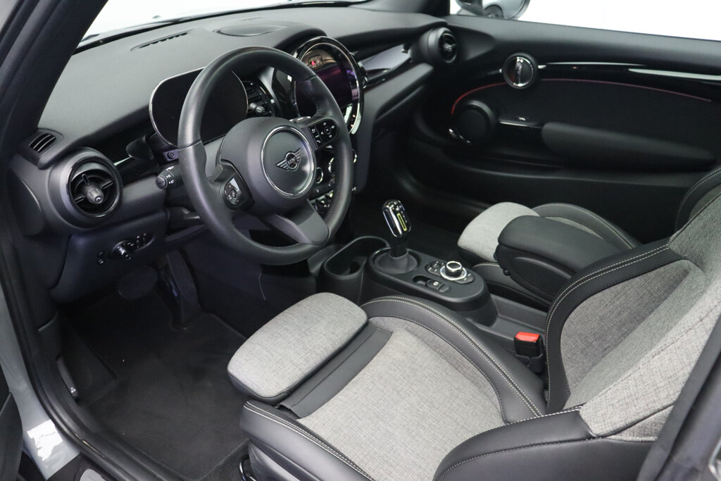 MINI Electric 8