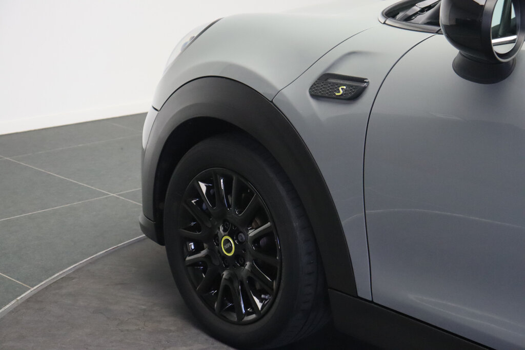 MINI Electric 16