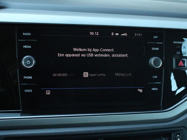 Apple Carplay & Android Auto Apple Carplay & Android Auto