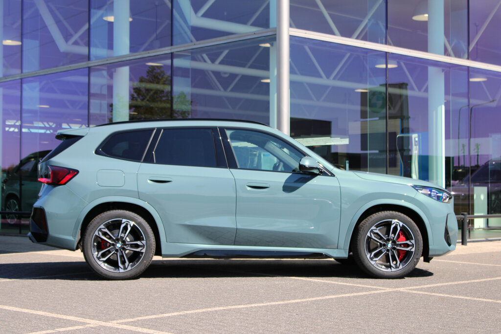 BMW X1 6