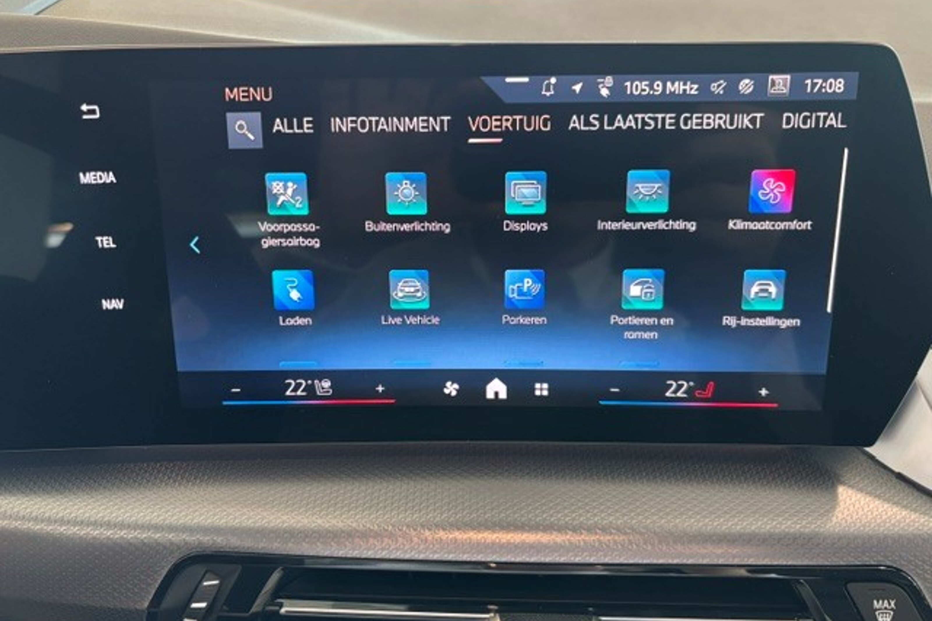 BMW X1 7