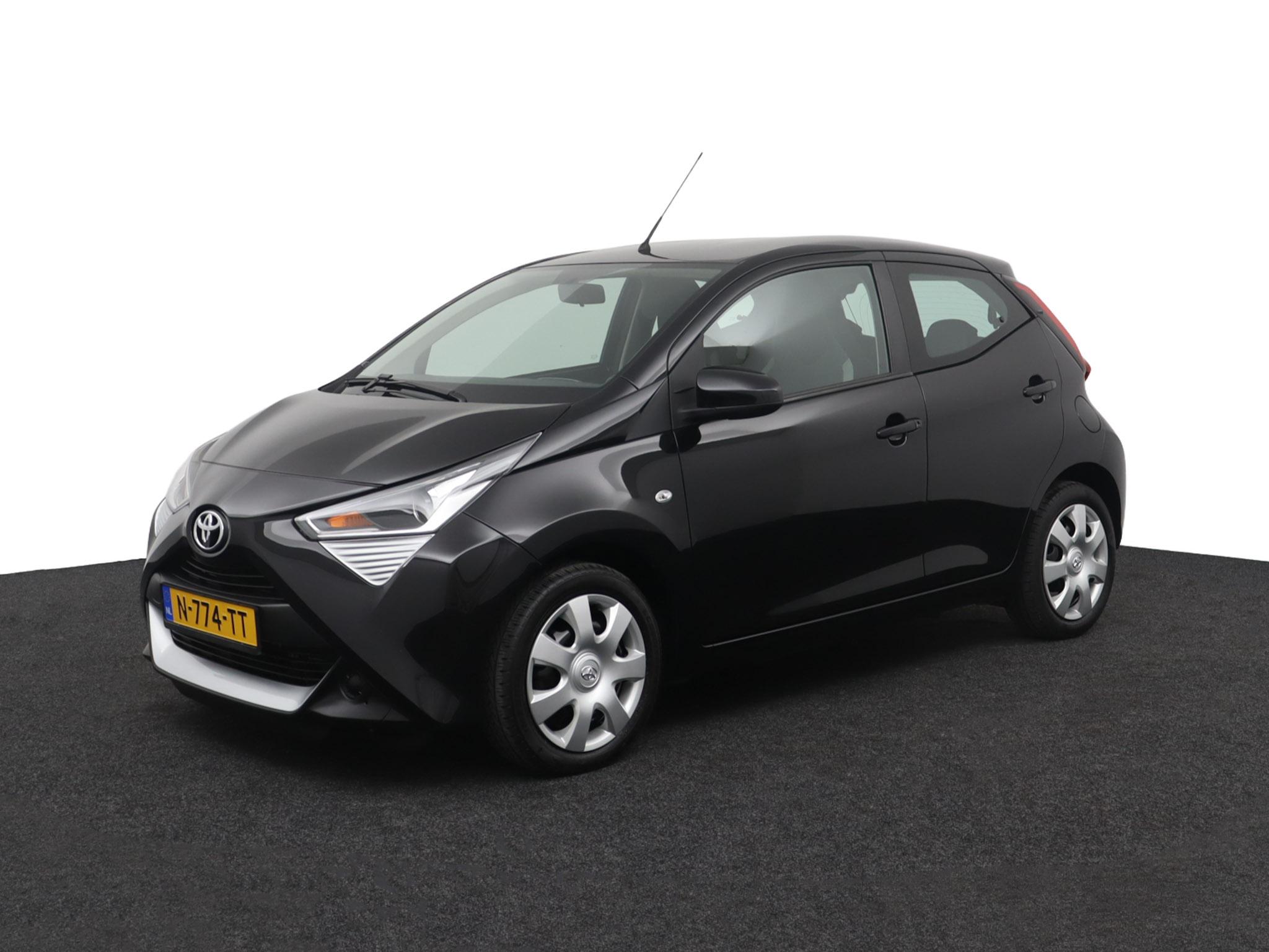 Toyota Aygo 1.0 VVT-i x-play