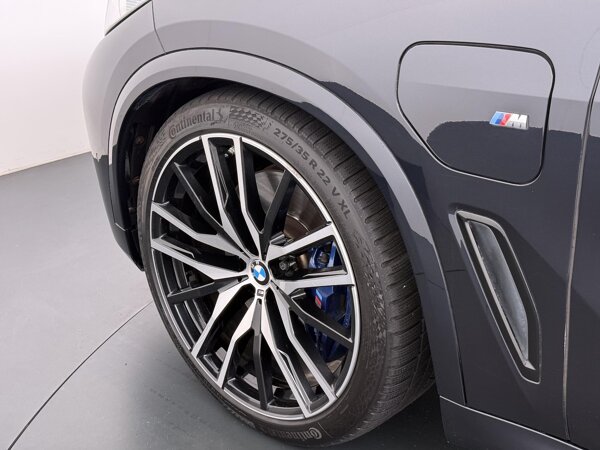 22 inch lichtmetalen BMW Individual wielen V-spaak 22 inch lichtmetalen BMW Individual wielen V-spaak