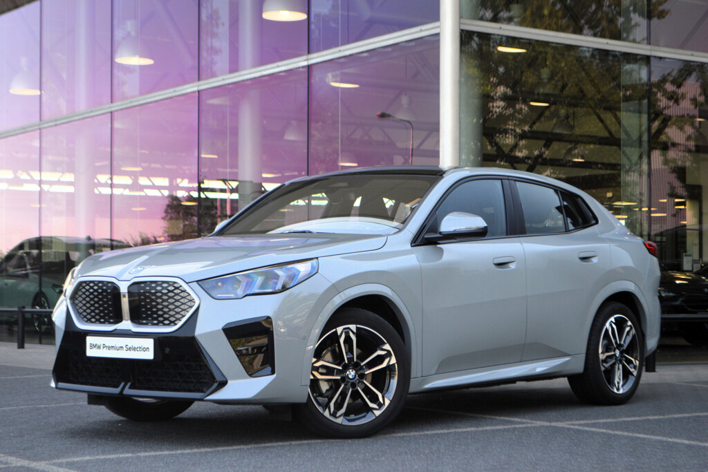 BMW iX2 1