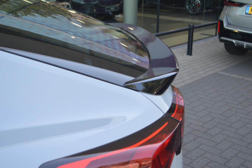 BMW iX2 15