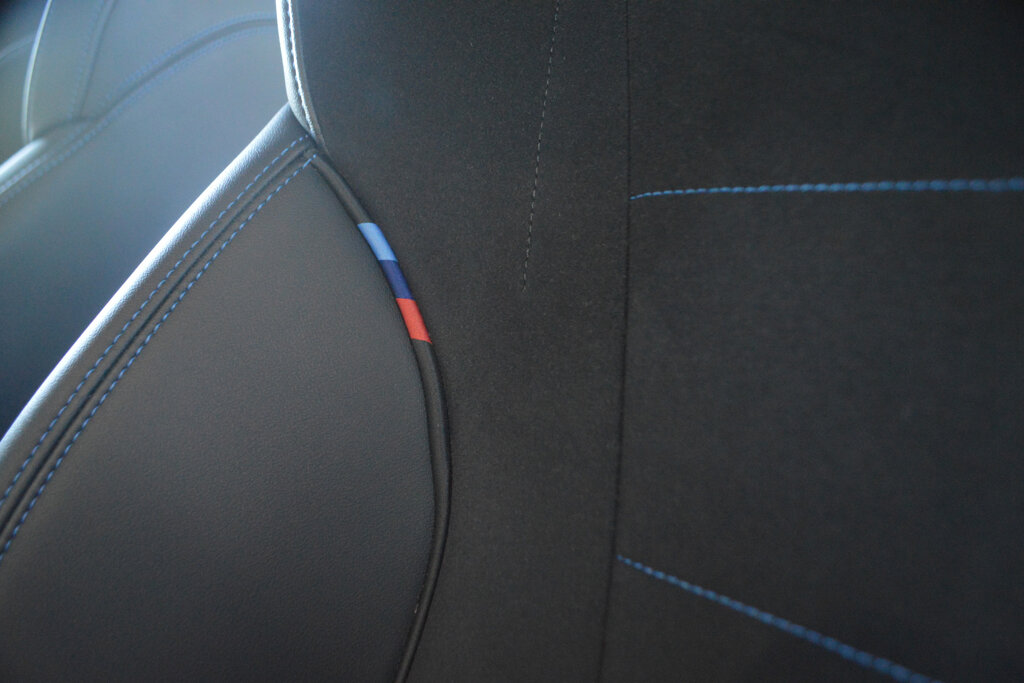 BMW iX2 26