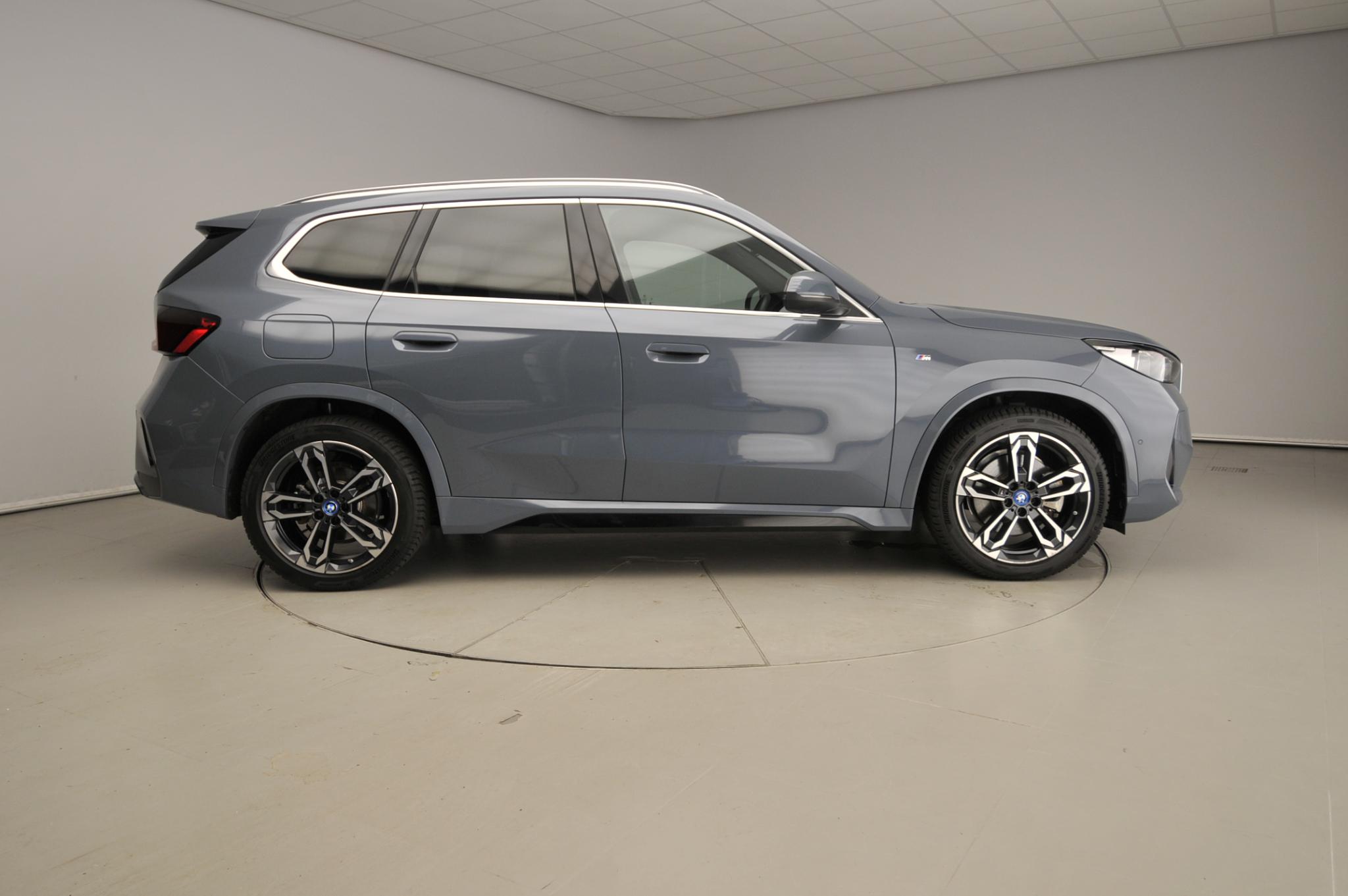 BMW iX1 xDrive30 - Afbeelding 3