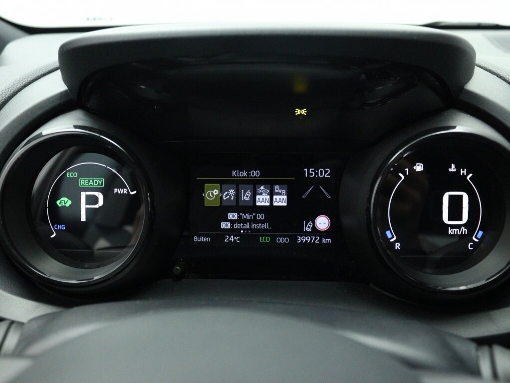 Toyota Yaris 1.5 Hybrid Executive | All season | Navigatie | Camera | Adaptive cruise - Afbeelding 4