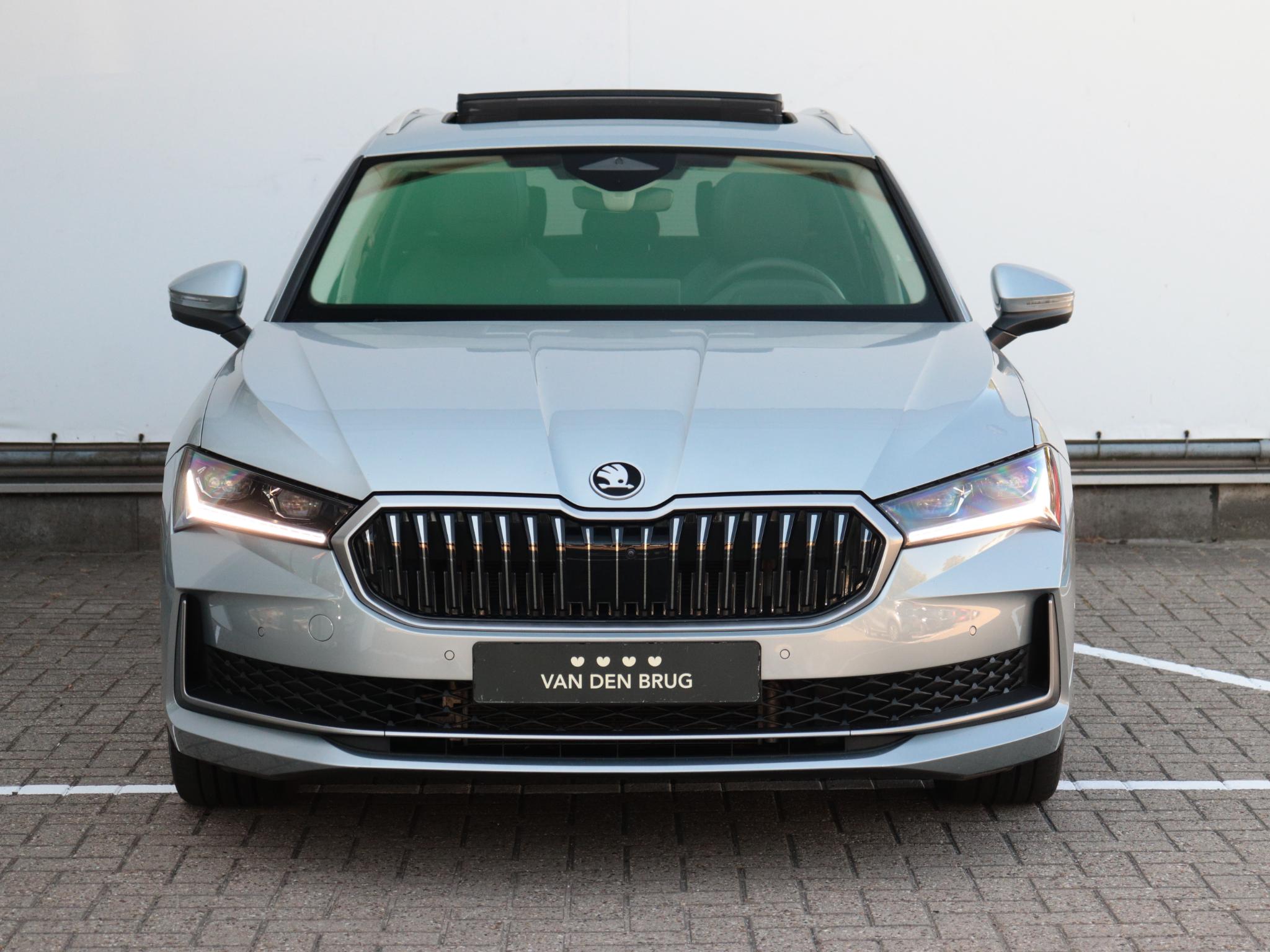 Škoda Superb 1.5 TSI PHEV Laurin & Klement - Afbeelding 2