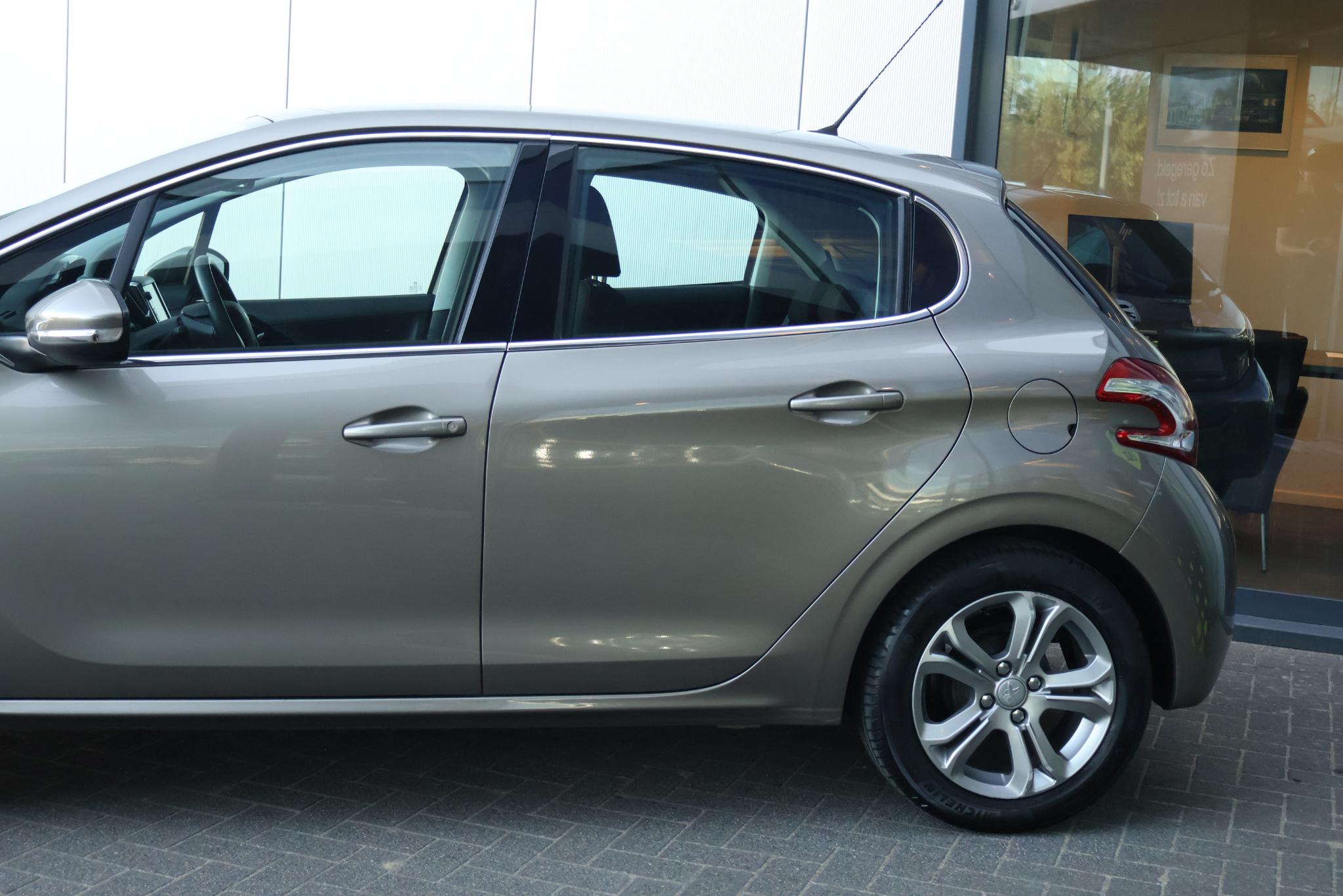 Peugeot 208 1.2 VTi Allure - Afbeelding 5