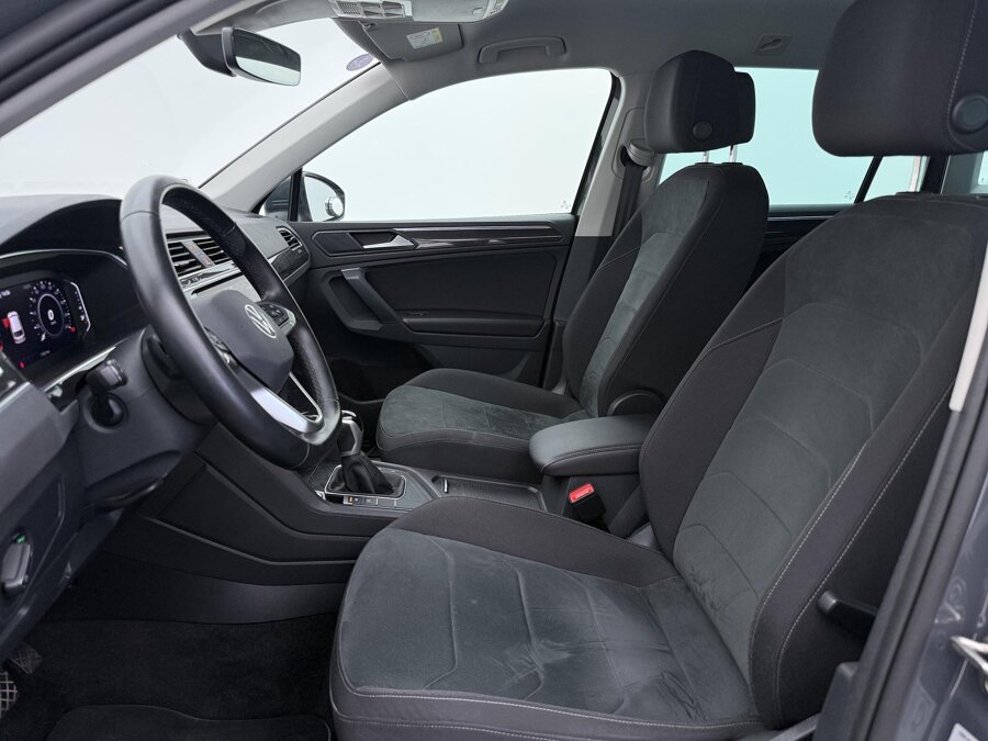 Volkswagen Tiguan 1.4 TSI eHybrid Elegance