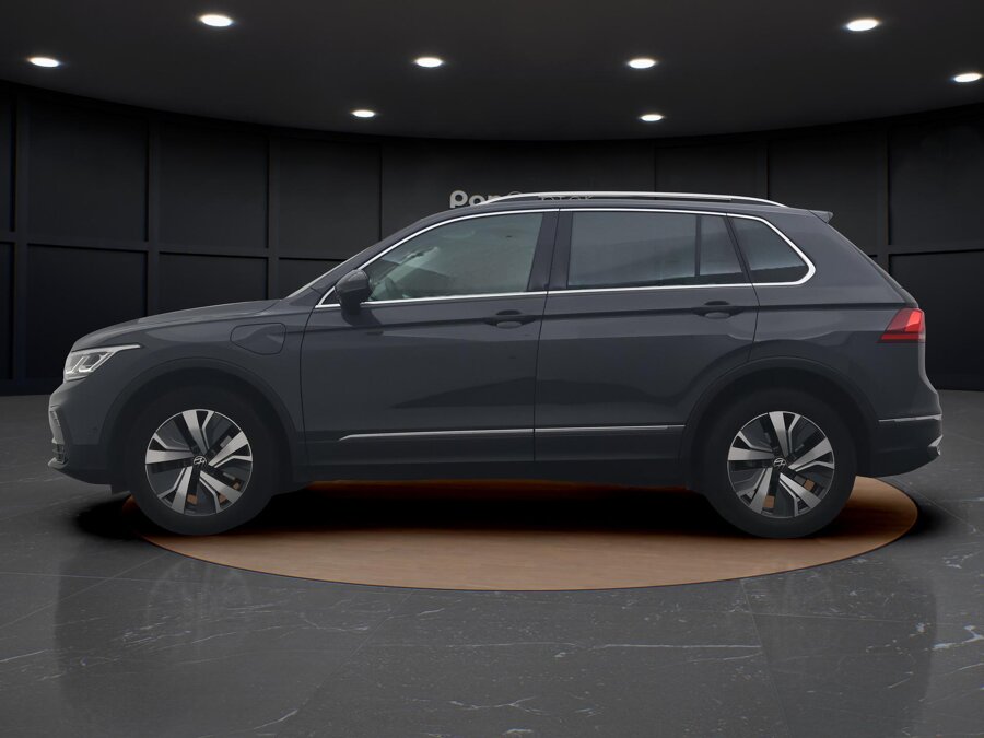 Volkswagen Tiguan 1.4 TSI eHybrid Elegance
