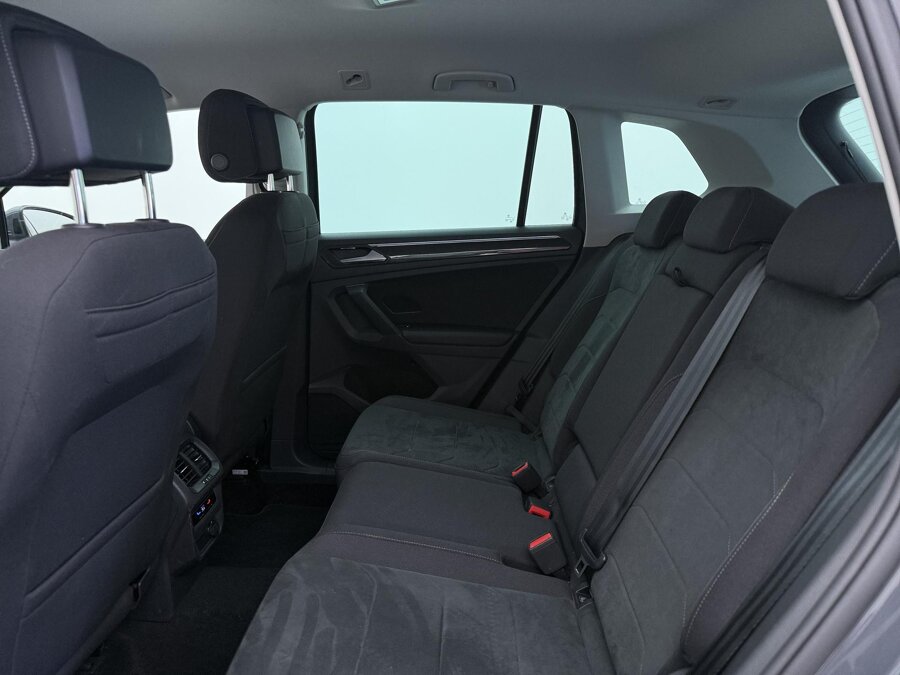 Volkswagen Tiguan 1.4 TSI eHybrid Elegance