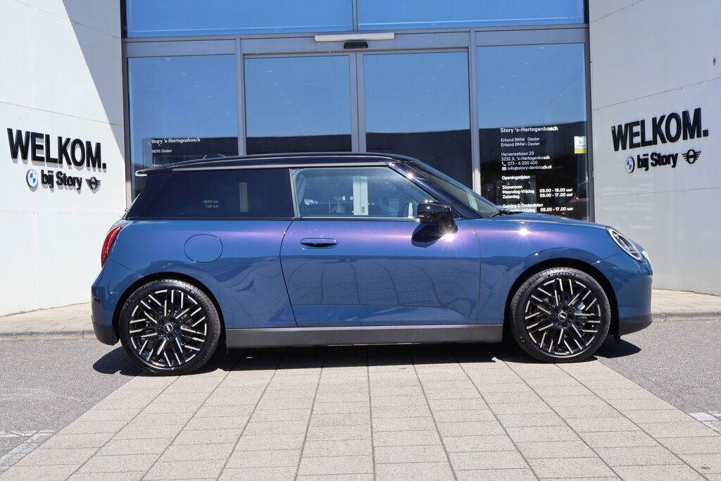 MINI Electric 8