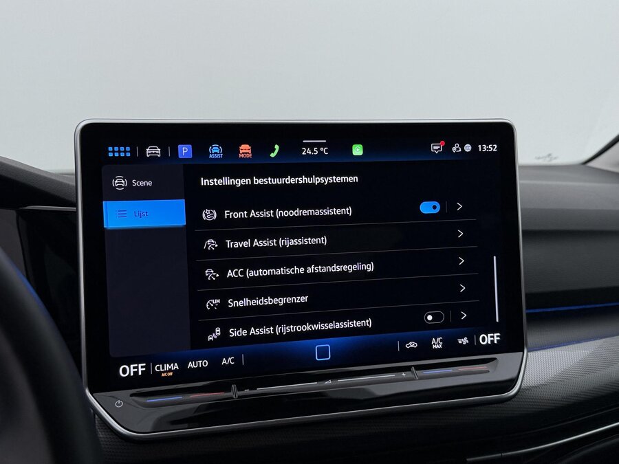 Volkswagen Golf 1.5 eHybrid Style