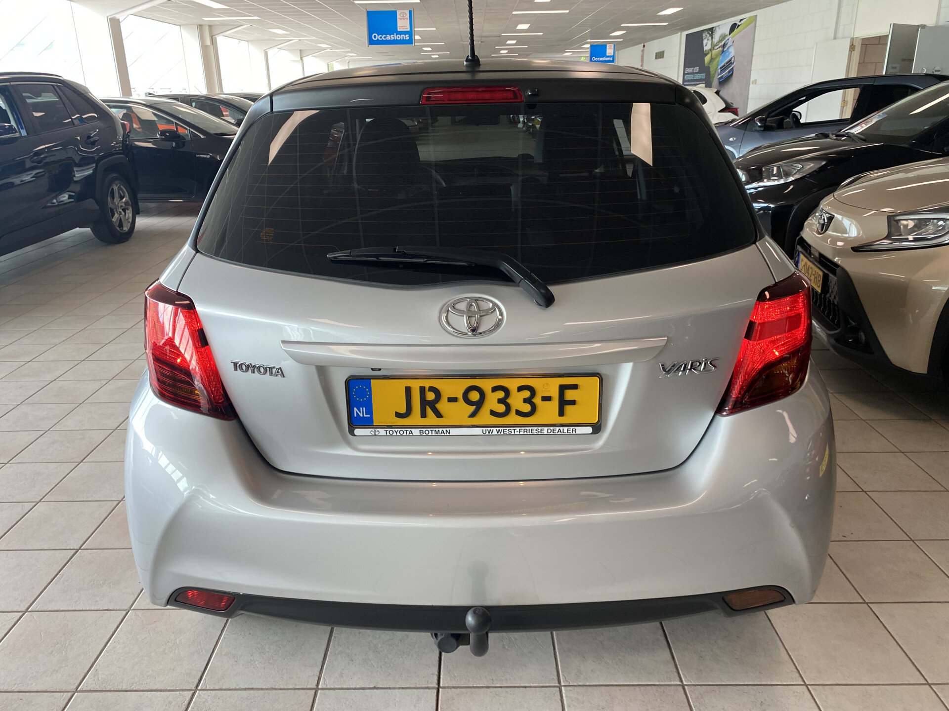 Toyota Yaris 1.3 VVT-i Aspiration Bi-Tone - Afbeelding 4