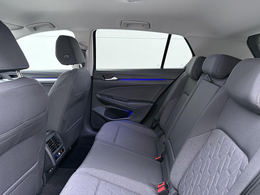 Volkswagen Golf 1.5 TSI Oranje Edition
