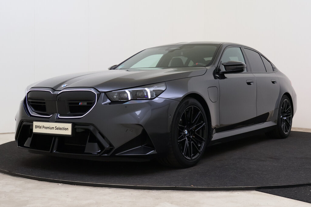 BMW M5 360