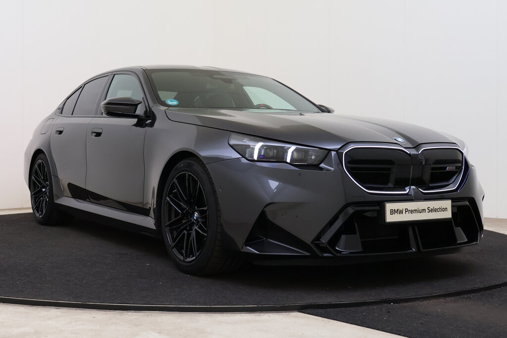 BMW M5 13