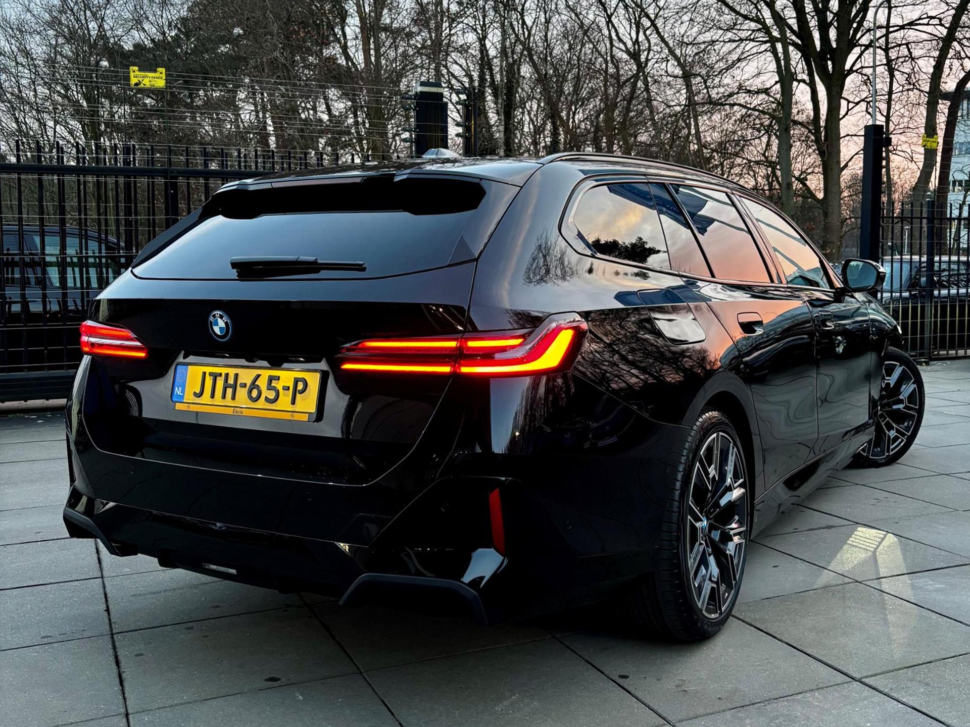 BMW 5 Serie 550e xDrive Touring - Afbeelding 2