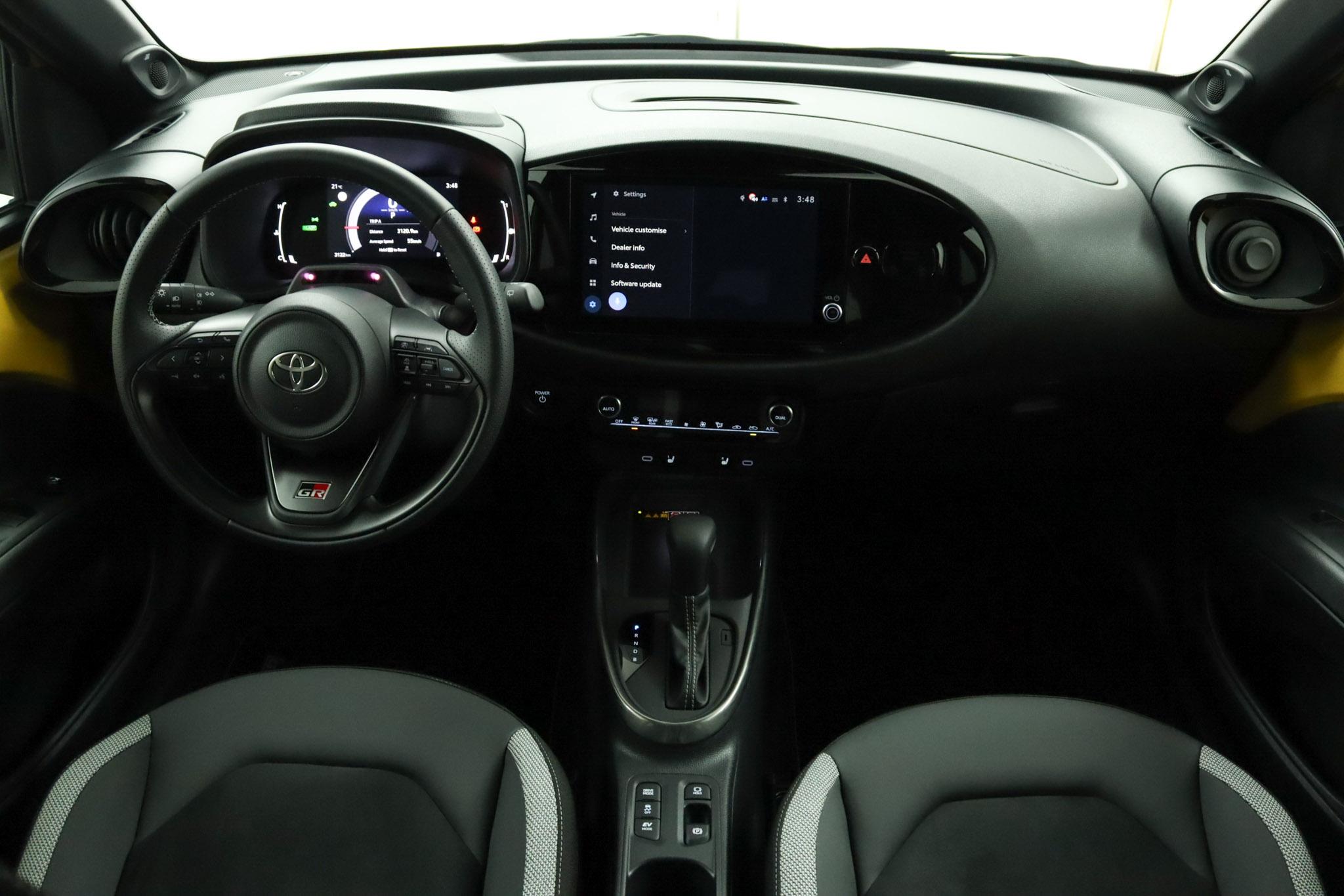 Toyota Aygo X Hybrid 115 GR Sport - Afbeelding 4