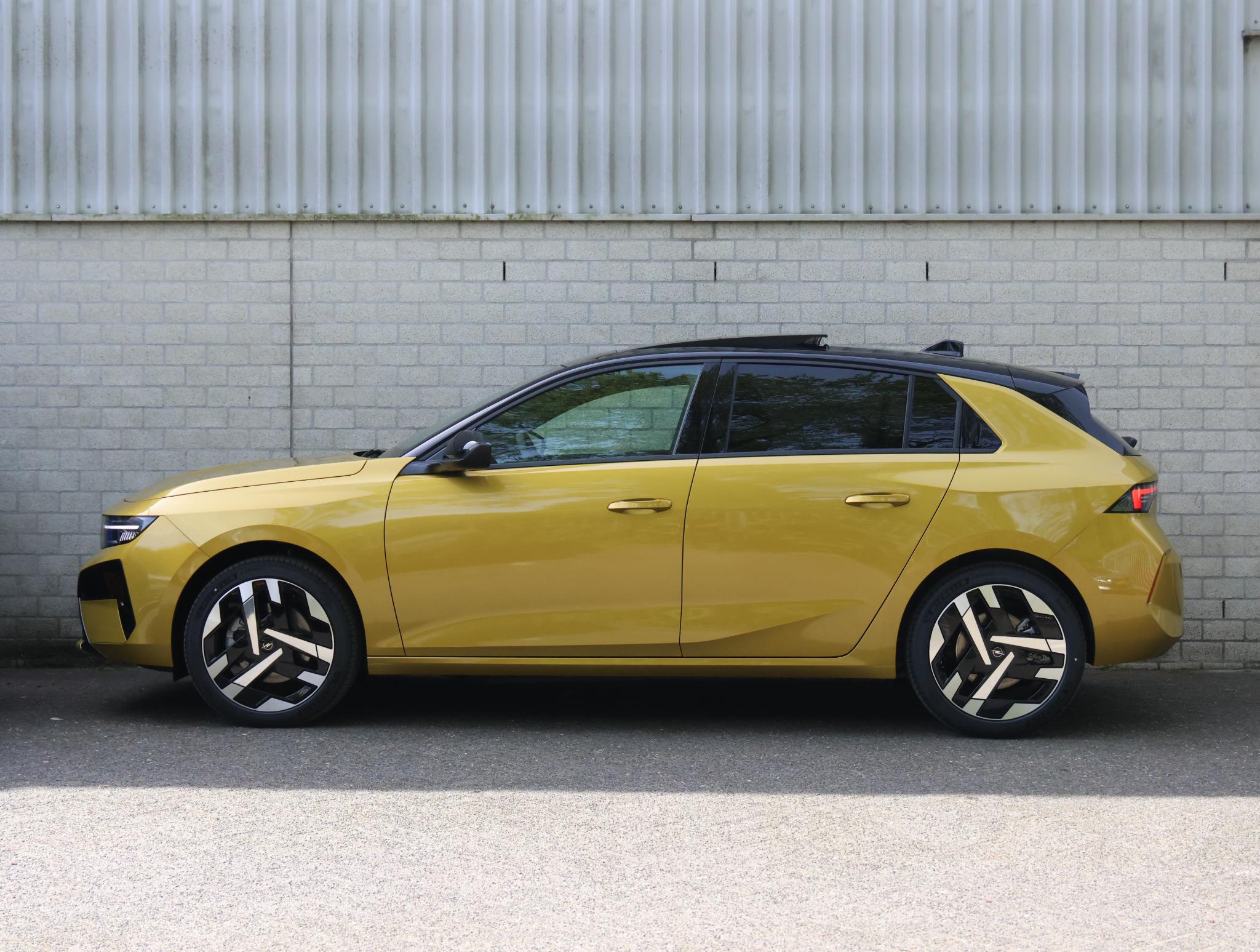 Opel Astra Electric 58kWh 156pk Ultimate - Afbeelding 2