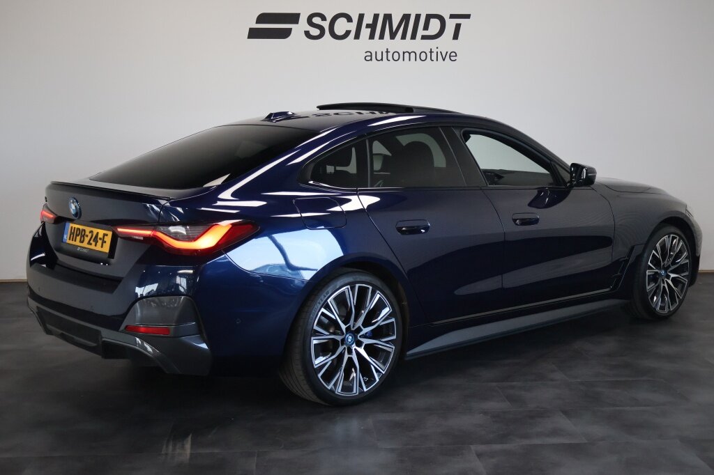 BMW i4 eDrive40 High Executive Individual | Harman Kardo | Schuifdak | Trekhaak | LED | 20" - Afbeelding 3
