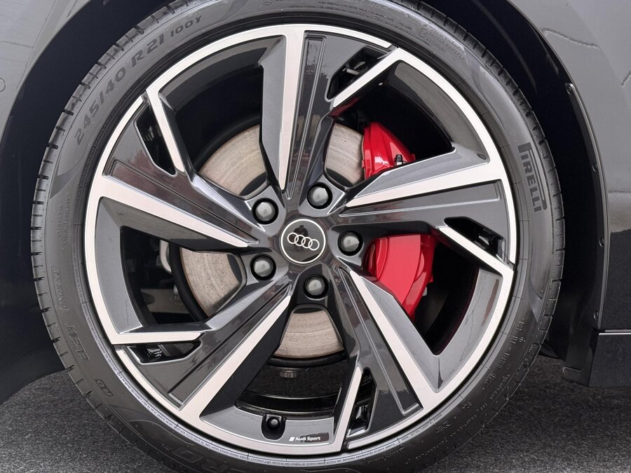 Audi A6 Avant e-tron S edition 100 kWh 270 kW / 367 PK