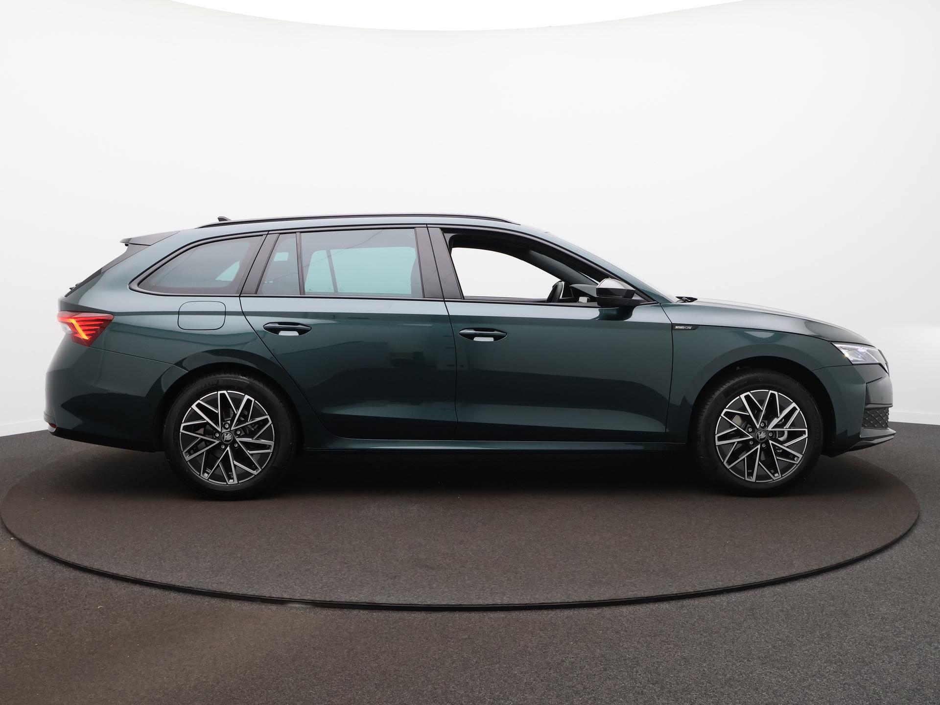 Skoda Octavia Combi Sportline Business - Afbeelding 4