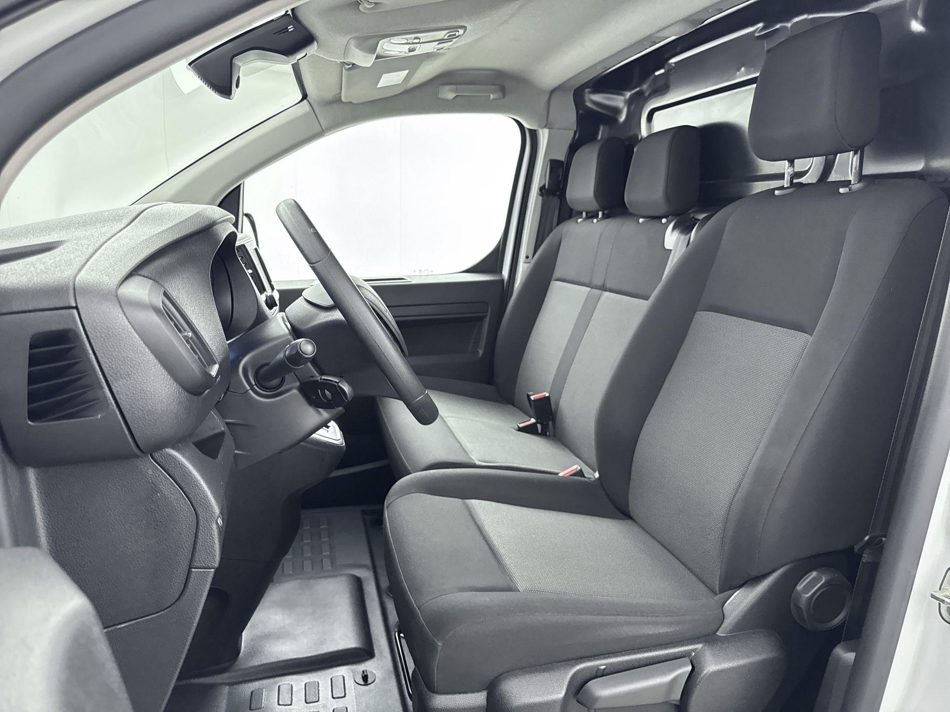 Peugeot e-Expert
