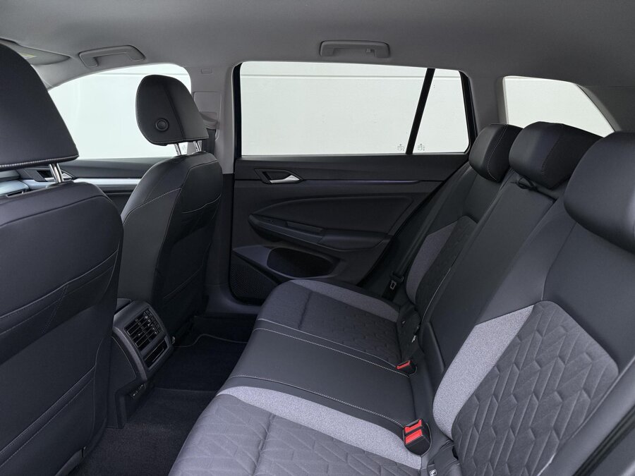 Volkswagen Golf Variant 1.5 TSI Life