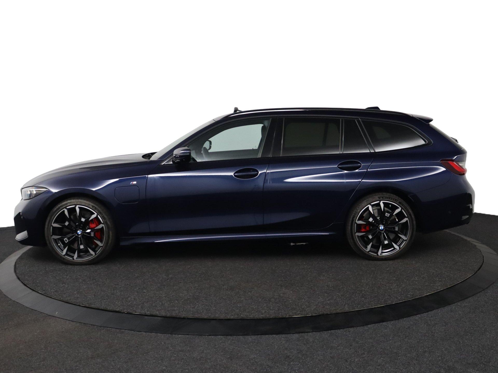 BMW 3-serie Touring 330e - Afbeelding 3