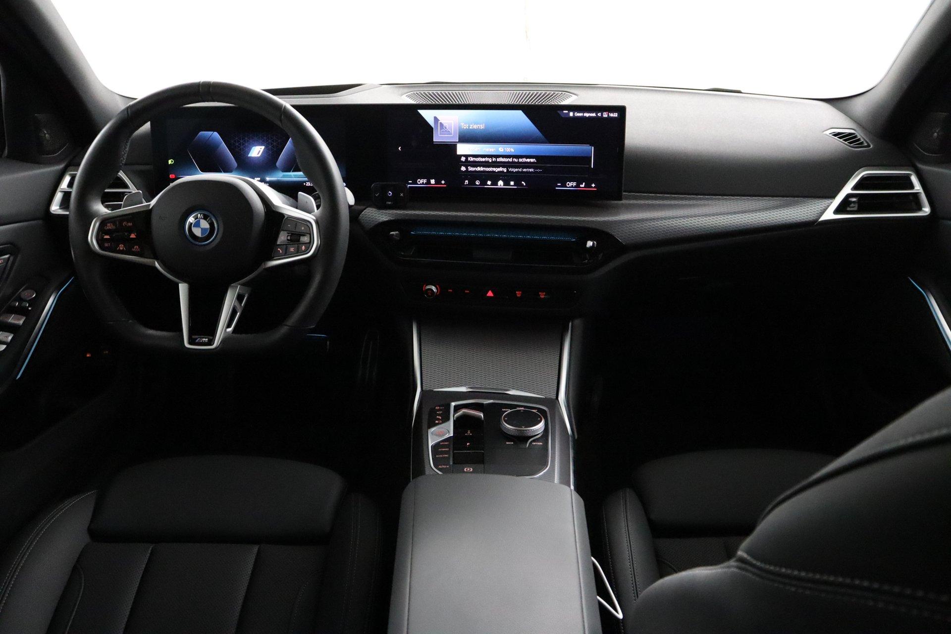 BMW 3-serie Touring 330e - Afbeelding 4