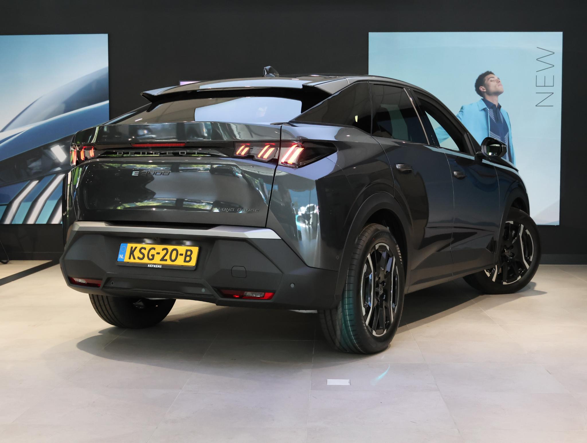 Peugeot e-3008 SUV Allure Long Range 97 kWh - Afbeelding 3