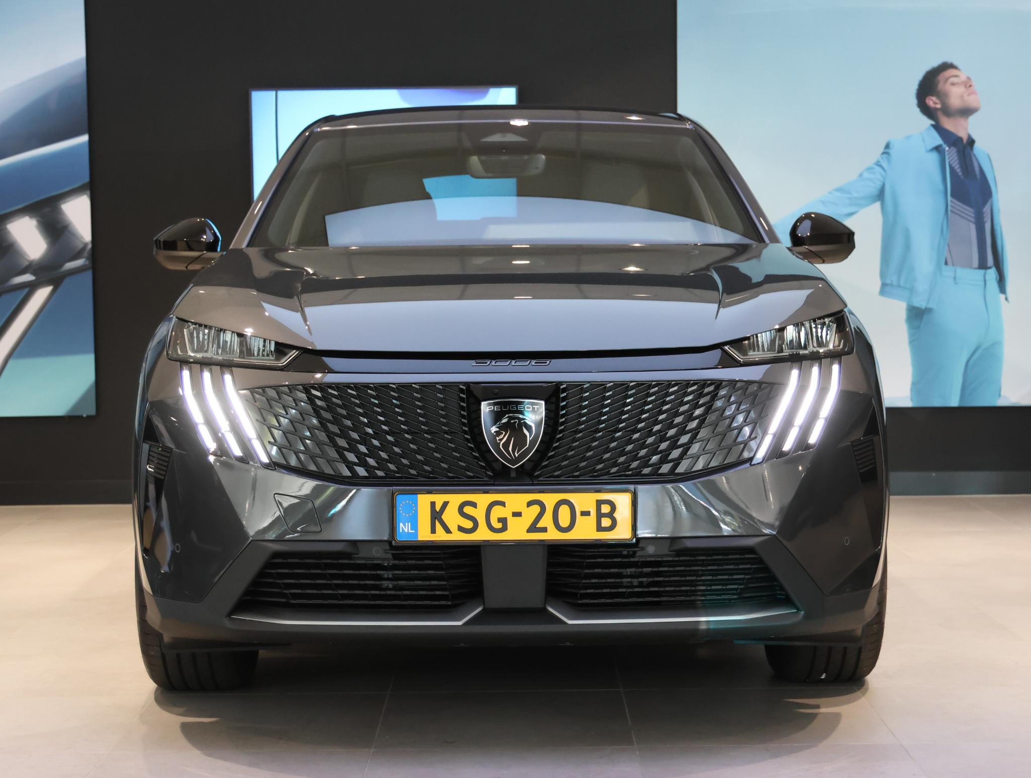 Peugeot e-3008 SUV Allure Long Range 97 kWh - Afbeelding 4