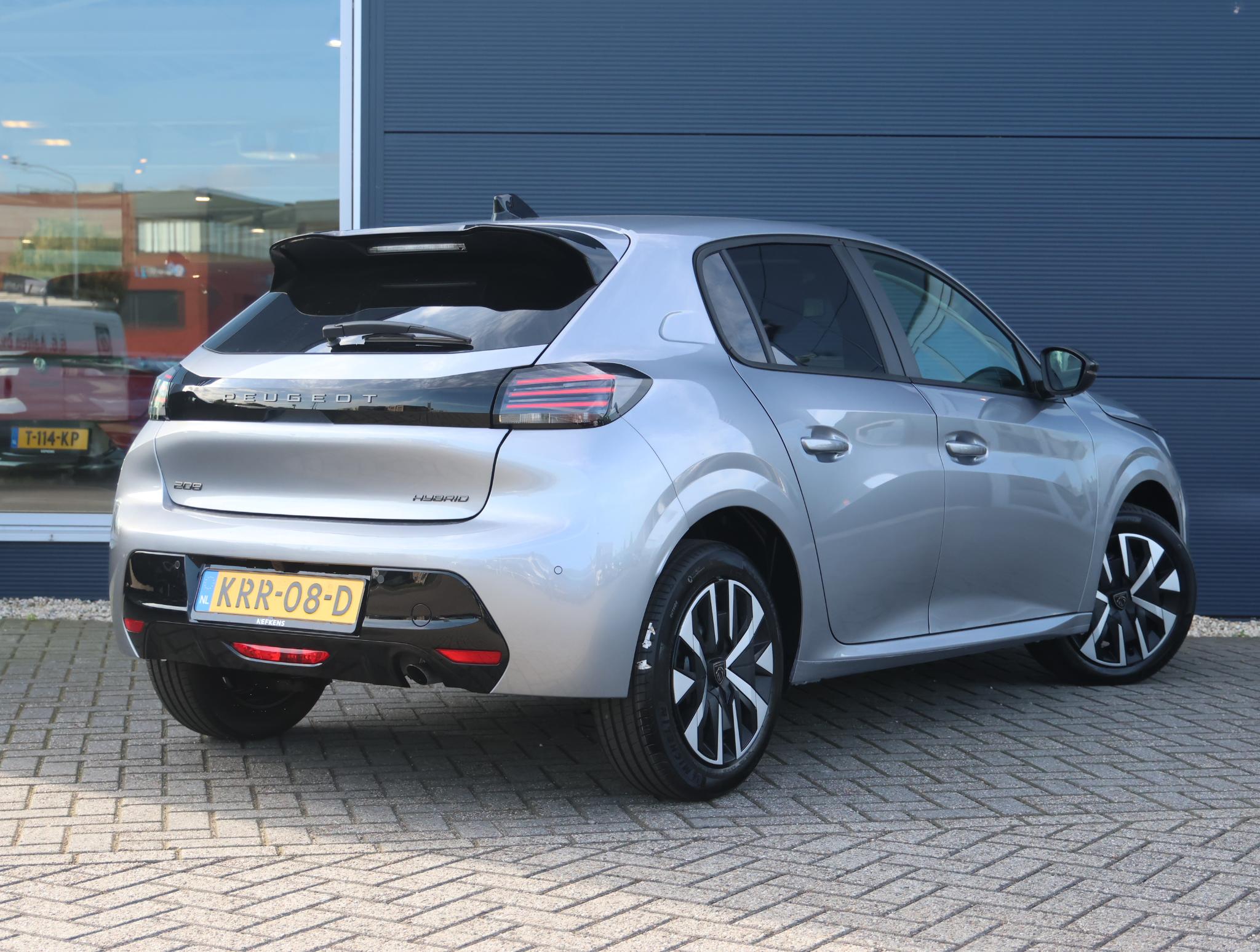 Peugeot 208 1.2 Hybrid 110 e-DCS6 Business - Afbeelding 3