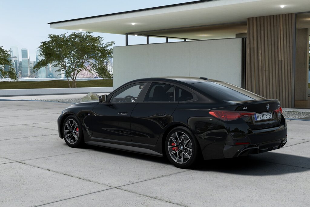 BMW i4 2