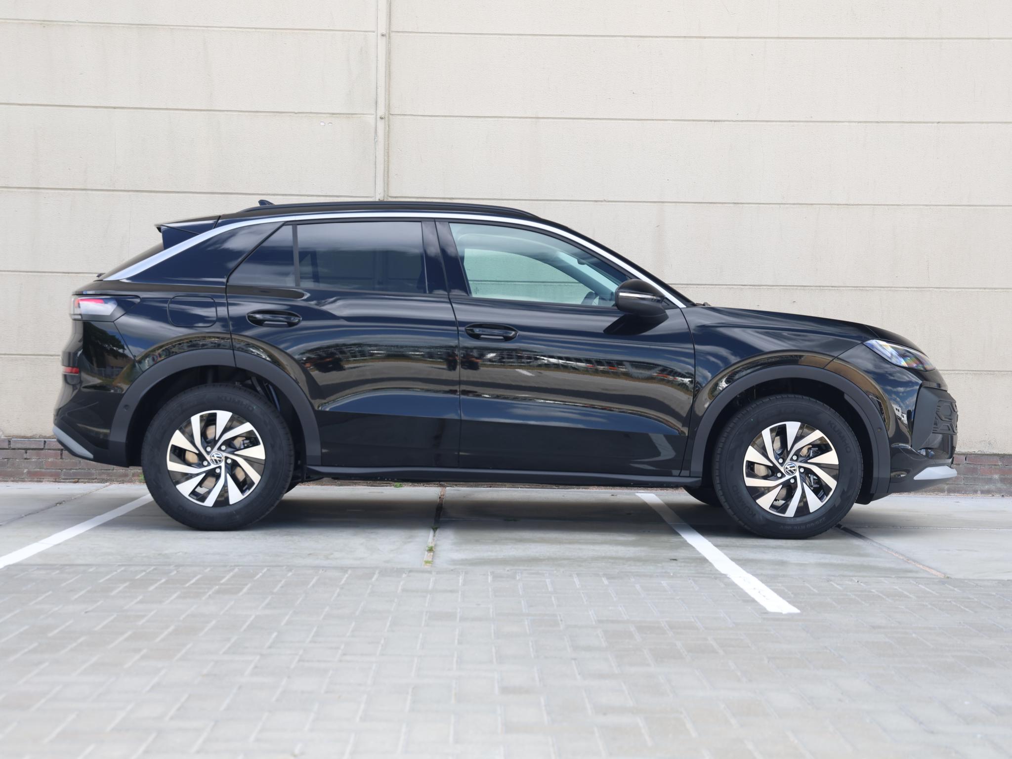 Volkswagen T-Roc Limited Edition 1.5 eTSI 116 PK - Afbeelding 2